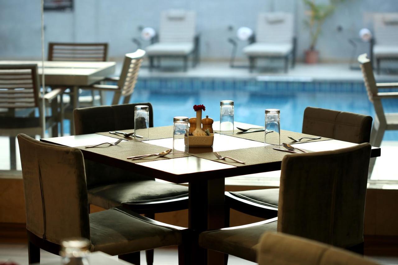 Resort The Lohias, Goa Candolim Dış mekan fotoğraf